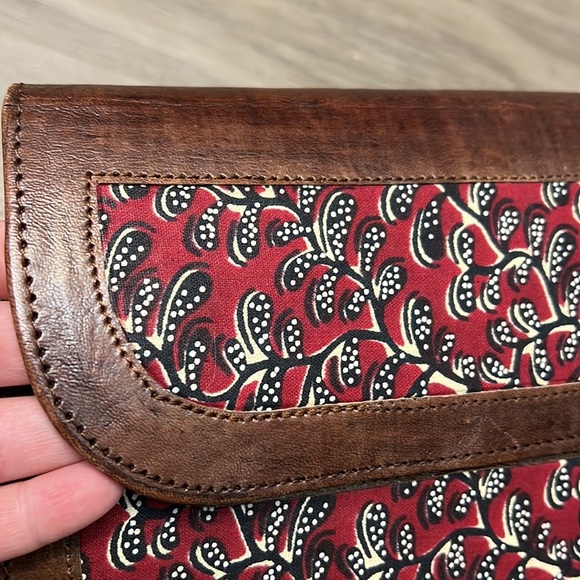 LEATHER CROSSBODY BAG ❤️ - Picture 11 of 17